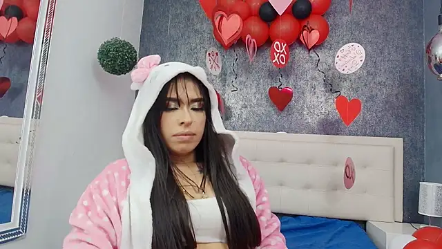 Cloeandtyfanny: онлайн-секс-чат