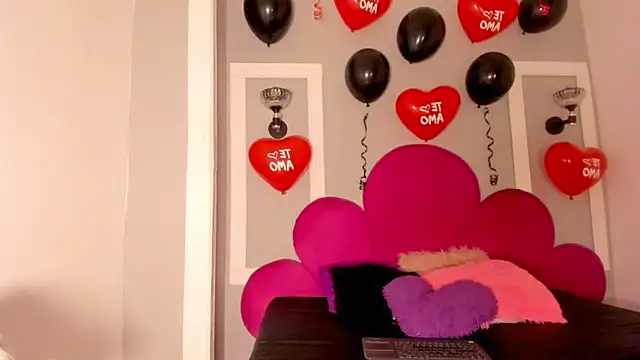 Bonniie_22: онлайн-секс-чат