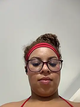 Онлайн чат XXX AlesiaCooper