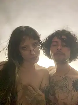 XXX chat uživo modela 666atita