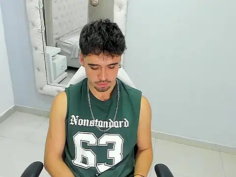 BrunoTurnerr – webcam-show