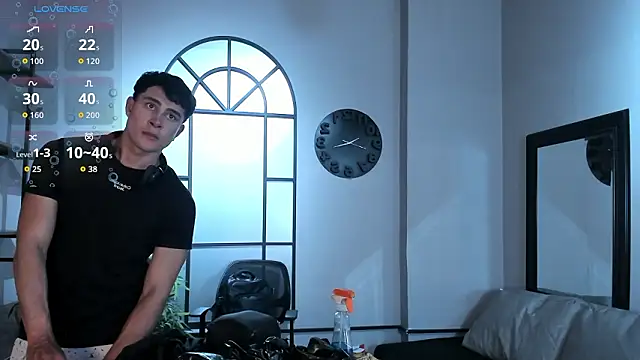 AustinJones_: онлайн-секс-чат