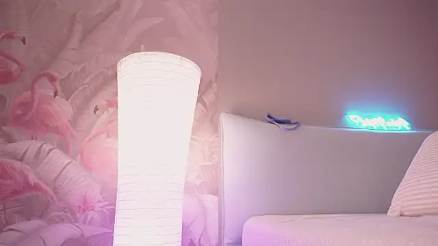 NinaMint Chat XXX in diretta