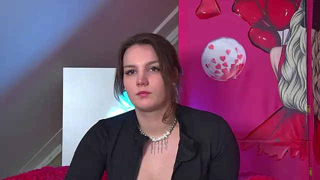 KarenClarks: онлайн-секс-чат