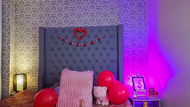 Abby_roussee live XXX chat