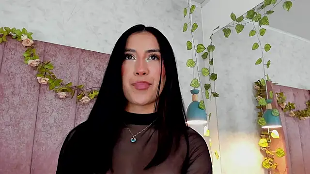 AnyaJay Chat XXX in diretta