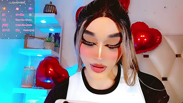 Cute_Val_ Adlı Modelin Canlı XXX Sohbeti