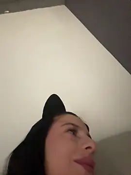 Chat XXX en directo de AmisRayy