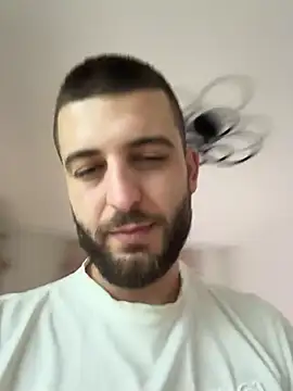 Chat +18 de Pablo_Hornyguy95 ao vivo