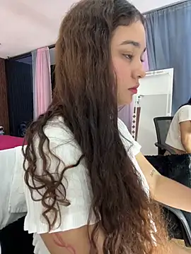 Chatroom XXX en direct de lana_rousse01