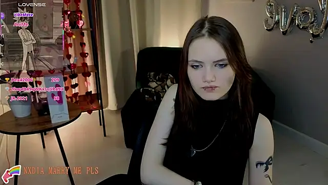 Dilara_xBaby élő XXX-chatje