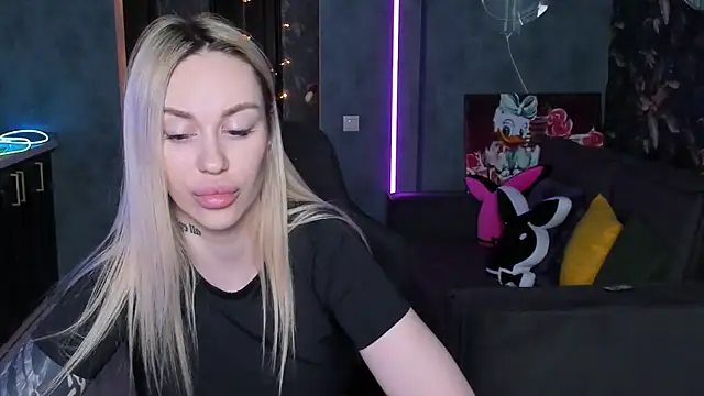 Blckmirrorr live XXX chat