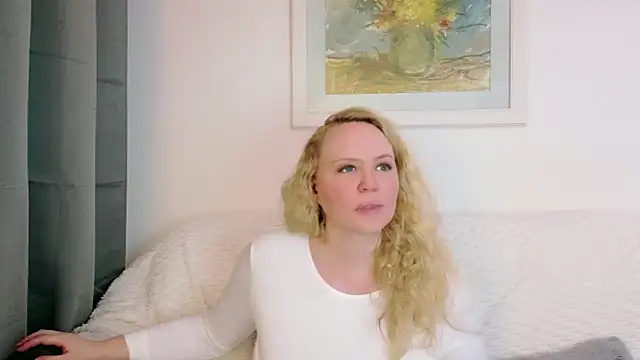 Sarah4you লাইভ XXX চ্যাট