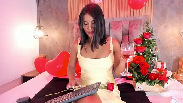 Онлайн чат XXX natasha_steele