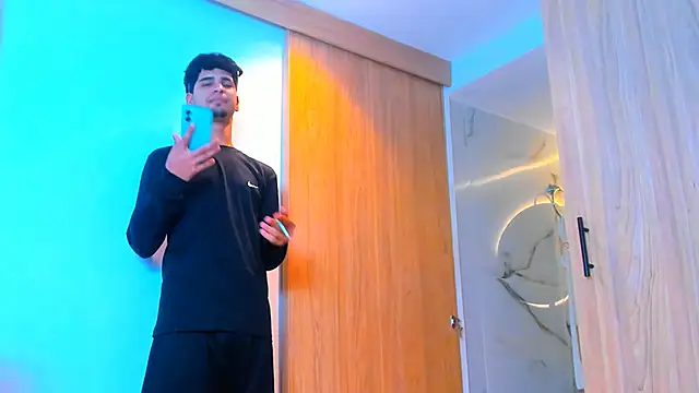 แชท XXX สดของ TheBatMansion