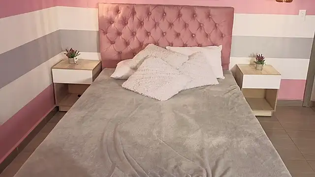 little_emma0: онлайн-секс-чат