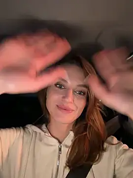 -AngelAri- – Naživo XXX chat