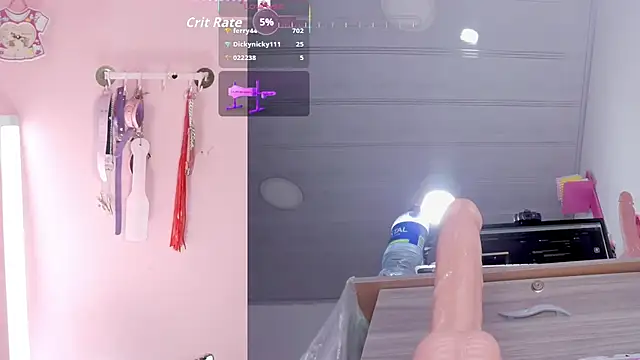 emily_foxxxii élő XXX-chatje