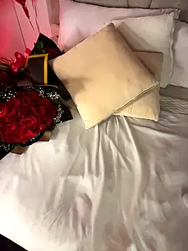 TweetiePieXXX Adlı Modelin Canlı XXX Sohbeti