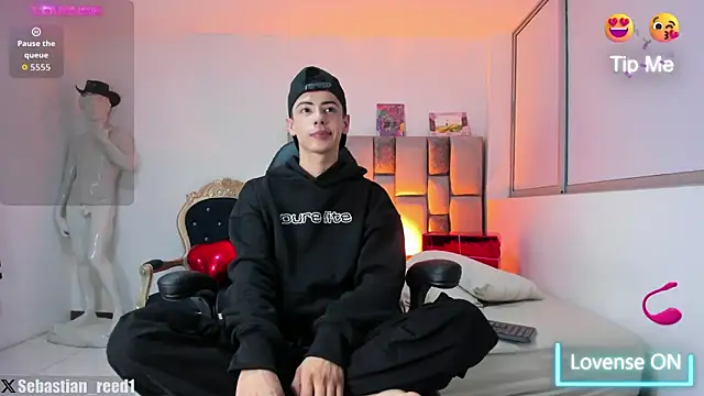 Онлайн чат XXX Sebastian_Reed