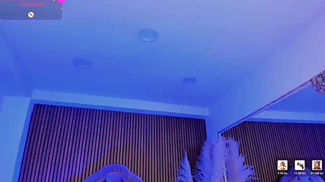 SelenaStonne: онлайн-секс-чат