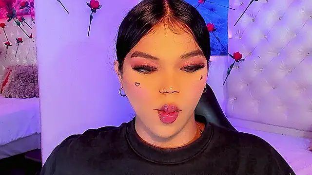 Keira_Fox31 Chat XXX live