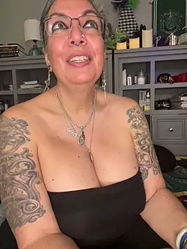 dieseldame1313 webkamerás műsora