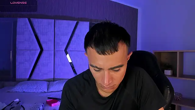 LiamDeep লাইভ XXX চ্যাট