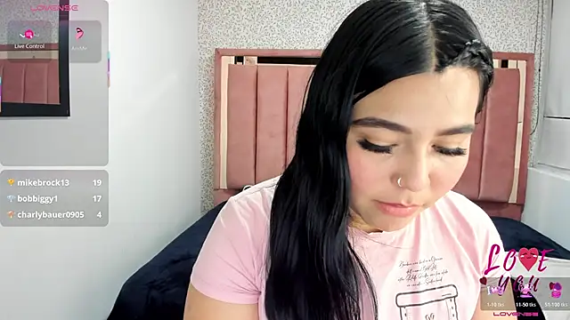 Kelly__Hot_ live XXX chat