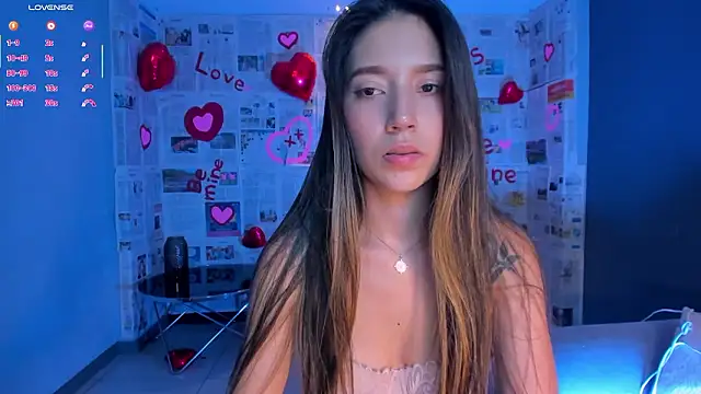 TaraLawrence élő XXX-chatje