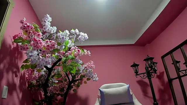 EmilyReddoll Chat XXX live