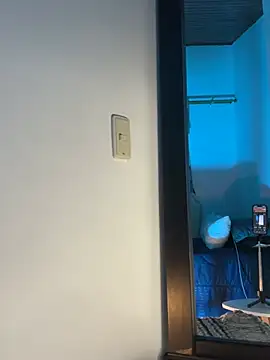 Show modela emmily_d na web-kameri