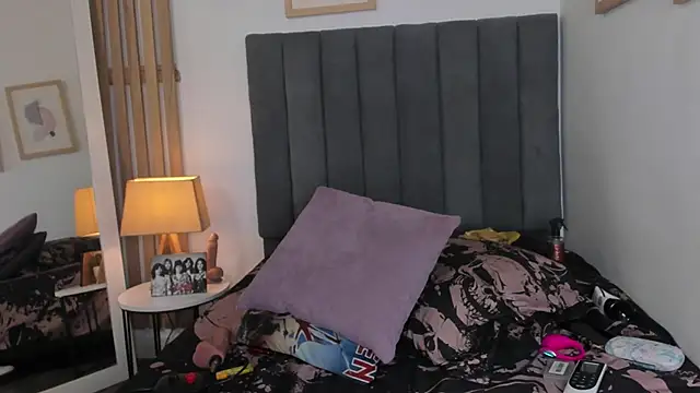 Alice_Dickinssonn: απευθείας συνομιλία ΧΧΧ