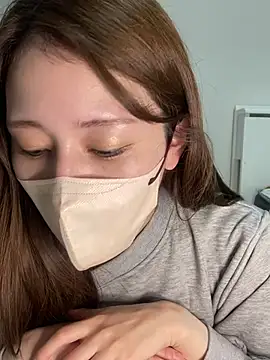 fuuunimaru04 Adlı Modelin Canlı XXX Sohbeti