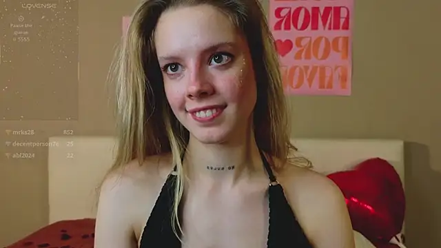 TiffinyMergist Webcamshow