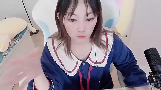 -ruiruiのライブXXXチャット