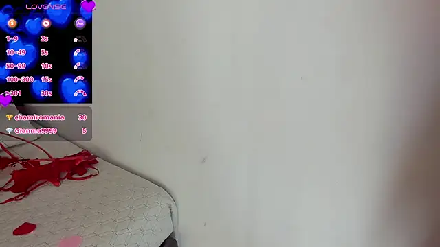 Jessica_Beltrann: απευθείας συνομιλία ΧΧΧ