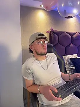 Živý XXX chat Noah_Wiliams