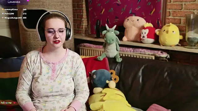 دردشة GamerGirl_Eve الجنسية المباشرة