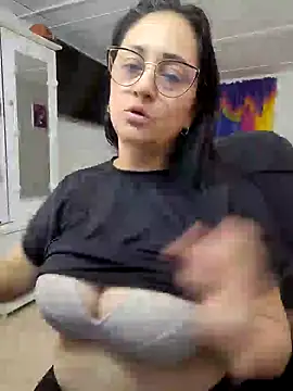 Ameliarizo Chat XXX in diretta