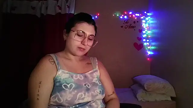 แชท XXX สดของ imsohornydacom