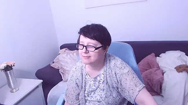 ChristaRose: онлайн-секс-чат