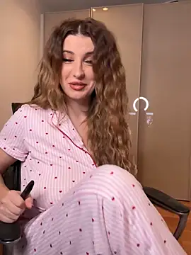 RoxxyDallas Adlı Modelin Canlı XXX Sohbeti