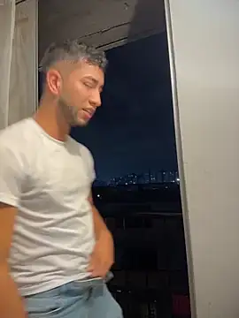 liam_bronw Pertunjukan Webcam