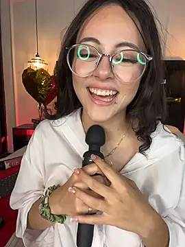 TeaseDollXXX Chat XXX in diretta