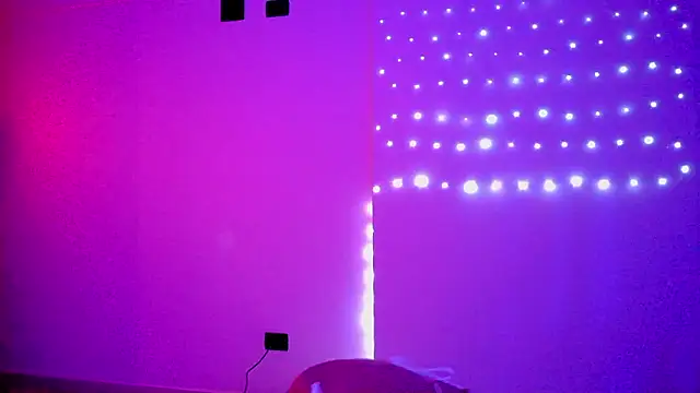 nina_kink Pertunjukan Webcam