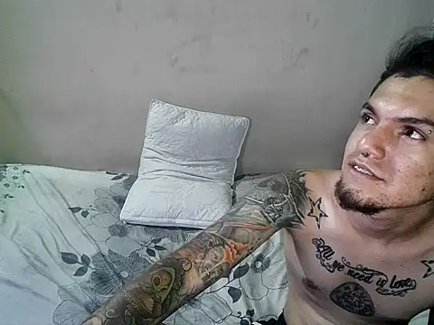 Chatroom XXX en direct de steffandjoshh420