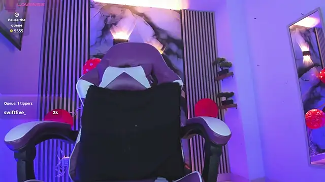 chloe_jacksonn Adlı Modelin Canlı XXX Sohbeti