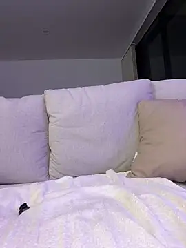 Rae_Lil_White Adlı Modelin Canlı XXX Sohbeti