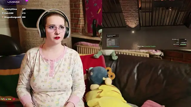 XXX chat uživo modela GamerGirl_Eve